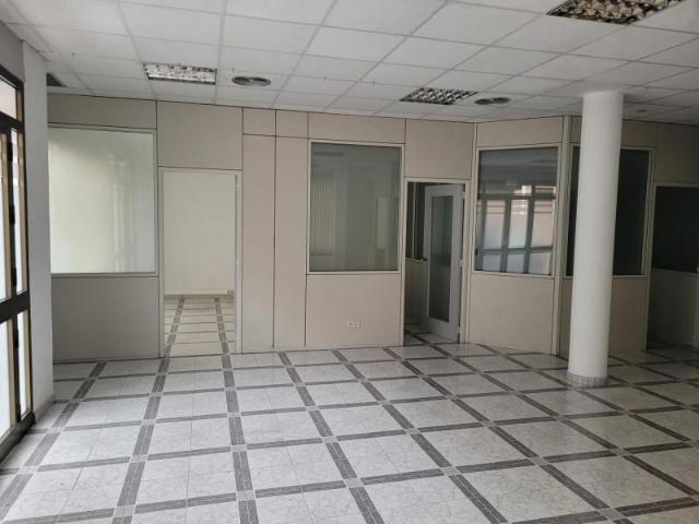 Local Comercial en alquiler en Alcalá De Guadaíra