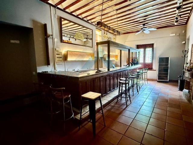 Local Comercial en alquiler en Alcalá De Henares