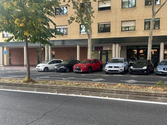 Local Comercial en alquiler en Distrito IV, Alcalá De Henares