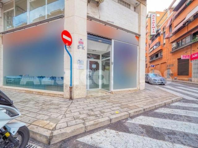 Local Comercial en alquiler en Carolinas Altas, Alicante