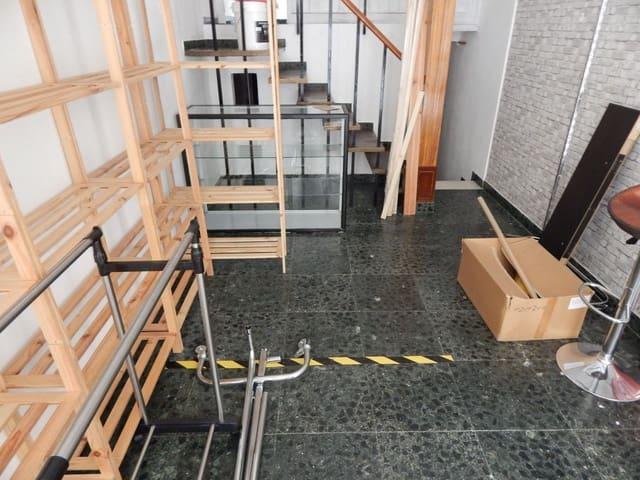 Local Comercial en alquiler en Antequera, Andalucía