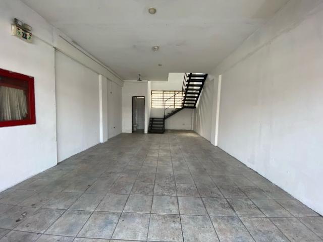 Local Comercial en alquiler en Miguel Peña, Valencia