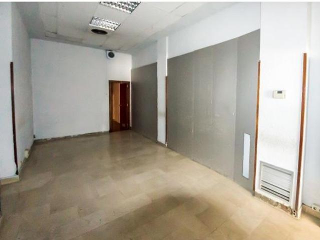 Local Comercial en alquiler en El Rabal, Zaragoza