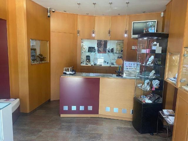 Local Comercial en alquiler en Baix Llobregat, Catalunya