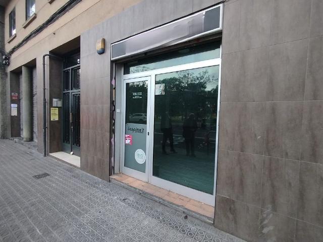 Local Comercial en alquiler en Nou Barris, Barcelonès