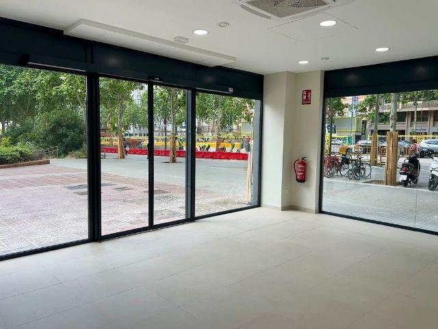 Local Comercial en alquiler en Barcelona, la Sagrera
