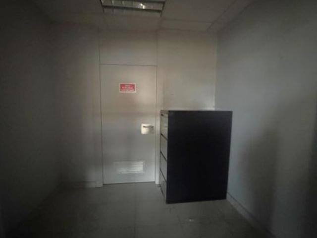 Local Comercial en alquiler en Azuqueca De Henares, Castilla-La Mancha