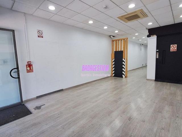 Nave en alquiler en Districte 2, Barcelonès