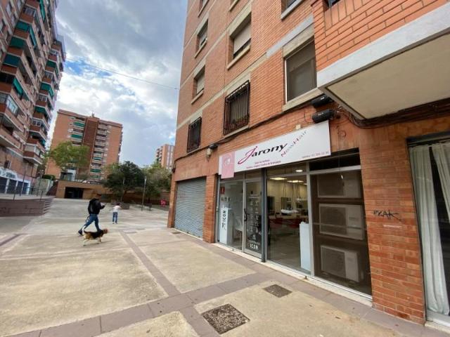 Local Comercial en alquiler en Badalona