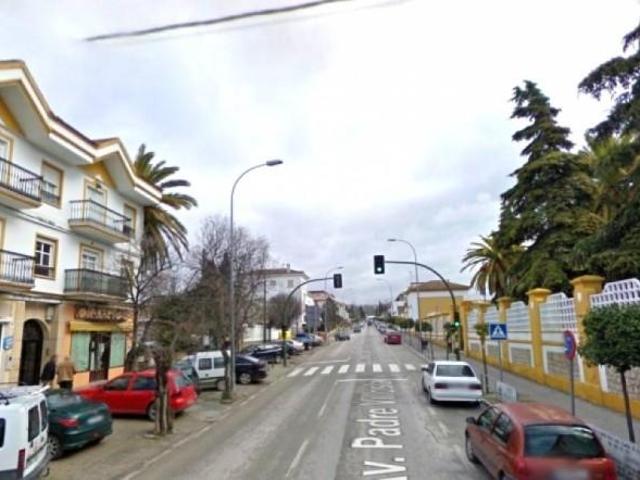 Local Comercial en alquiler en Baena, Andalucía