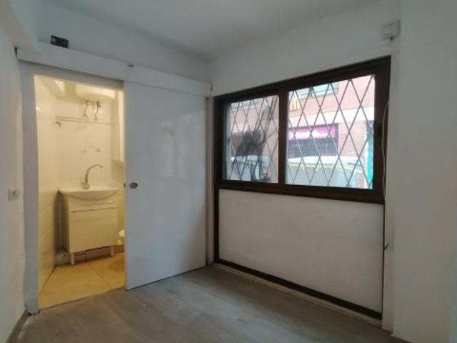 Local Comercial en alquiler en Barcelona, el Camp d'en Grassot i Gràcia Nova