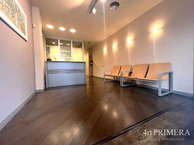 Local Comercial en alquiler en Nou Barris, Barcelonès