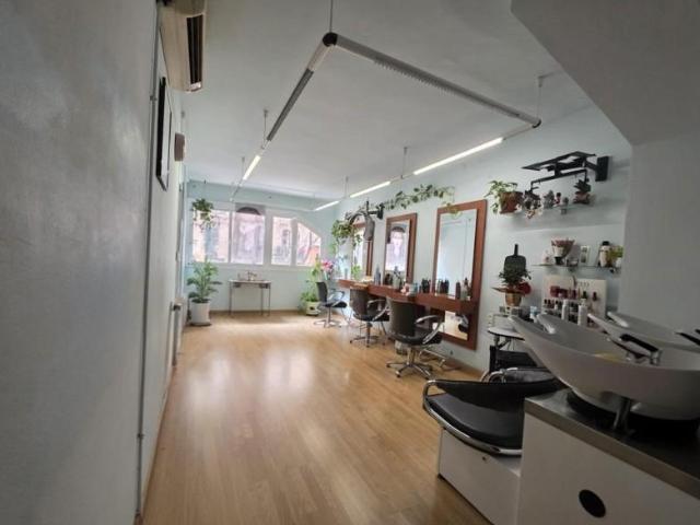 Local Comercial en alquiler en Eixample, Barcelonès