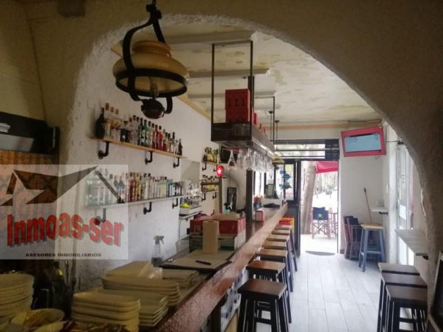 Local Comercial en alquiler en Barcelona, el Camp de l'Arpa del Clot