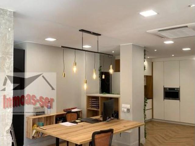 Local Comercial en alquiler en Barcelona, el Camp de l'Arpa del Clot
