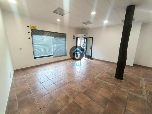 Local Comercial en alquiler en Collado Mediano, Madrid