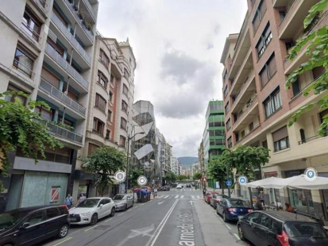 Local Comercial en alquiler en Bilbao, Abando