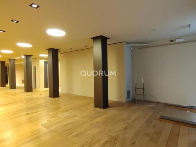 Local Comercial en alquiler en Abando, Bilbao
