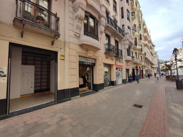 Local Comercial en alquiler en Indautxu, Bilbao