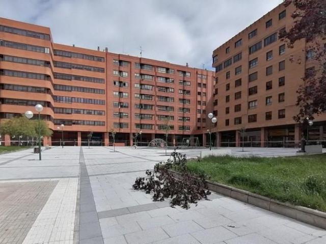 Local Comercial en alquiler en Burgos, Villa Pilar
