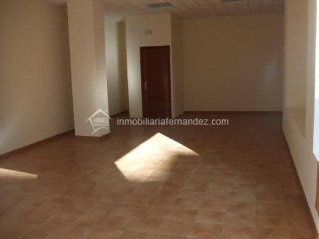 Local Comercial en alquiler en Cáceres, Cánovas