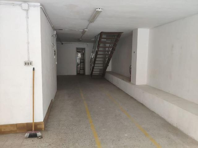 Local Comercial en alquiler en Districte III, Barcelonès