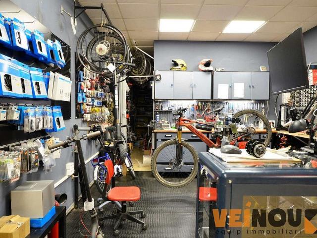 Local Comercial en alquiler en Districte I, Barcelonès