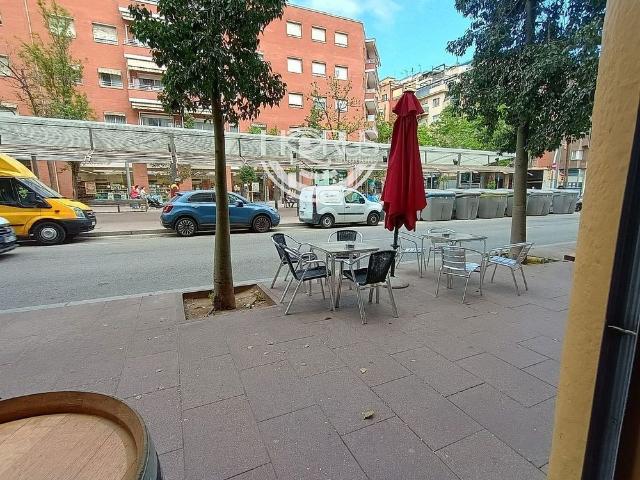 Local Comercial en alquiler en Nou Barris, Barcelonès