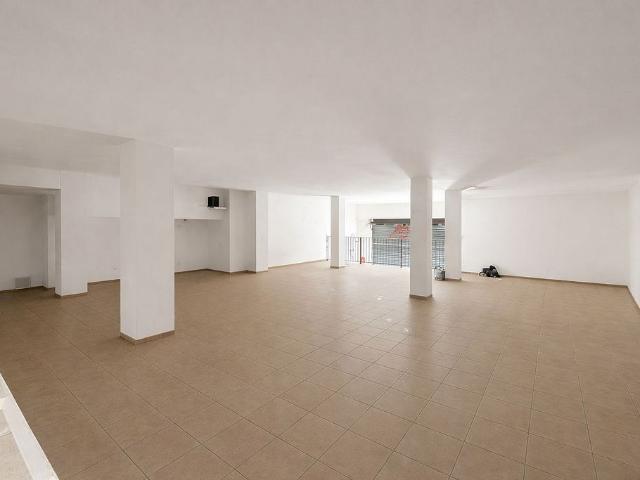 Local Comercial en alquiler en la Salut, Badalona