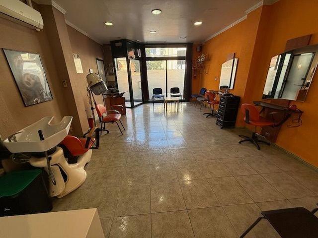 Local Comercial en alquiler en Nou Barris, Barcelonès