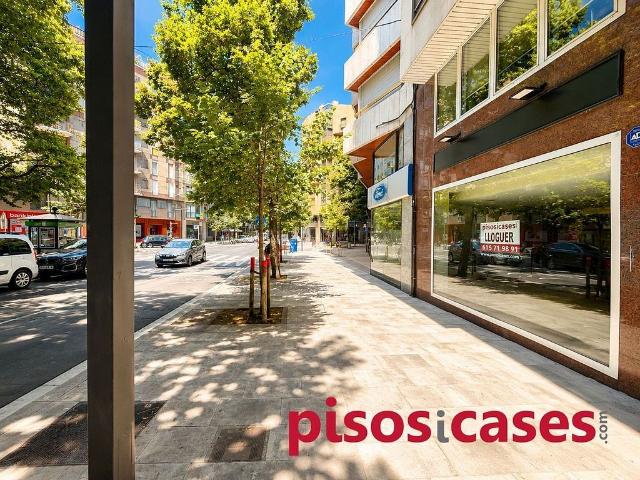 Local Comercial en alquiler en Vic, Barcelona