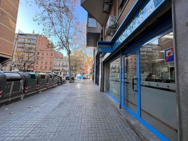 Local Comercial en alquiler en Barcelona, Navas