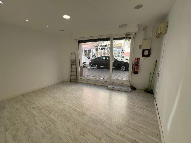 Local Comercial en alquiler en Can Cervera, Esplugues De Llobregat