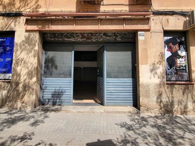 Local Comercial en alquiler en Barcelona, el Congrés i els Indians