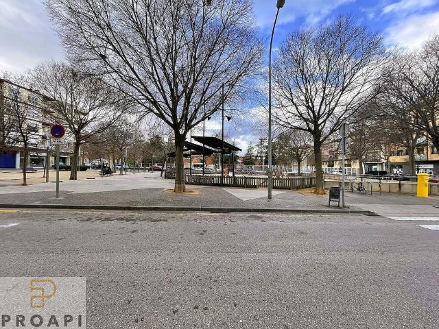 Local Comercial en alquiler en Eixample, Gironès