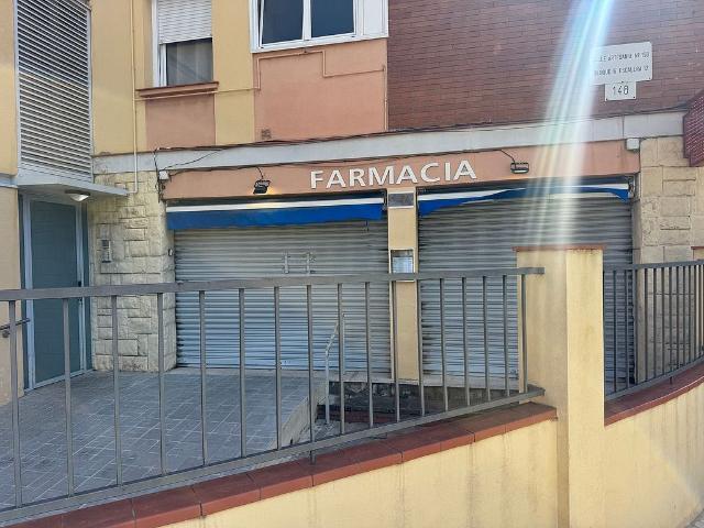 Local Comercial en alquiler en Nou Barris, Barcelonès