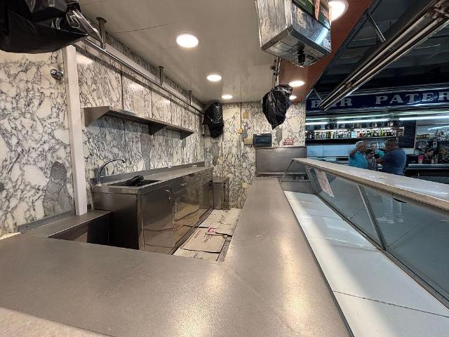 Local Comercial en alquiler en Ciutat Cooperativa i Molí Nou, Baix Llobregat