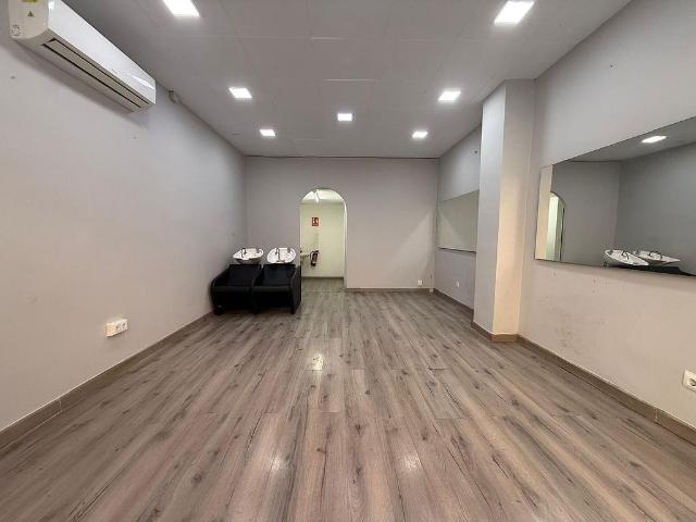 Local Comercial en alquiler en Centre, Baix Llobregat