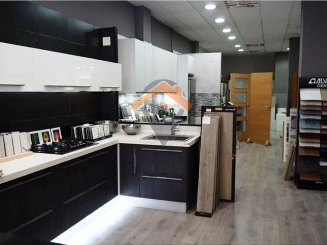 Local Comercial en alquiler en Sabadell, els Merinals