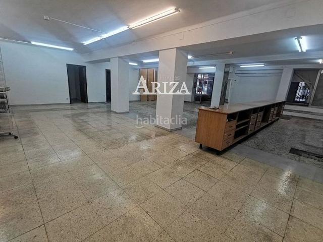 Local Comercial en alquiler en Rubí