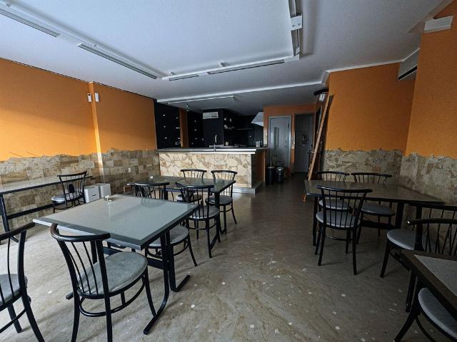 Local Comercial en alquiler en Nou Barris, Barcelonès