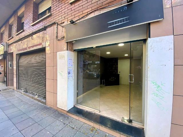 Local Comercial en alquiler en Fondo, Santa Coloma De Gramenet