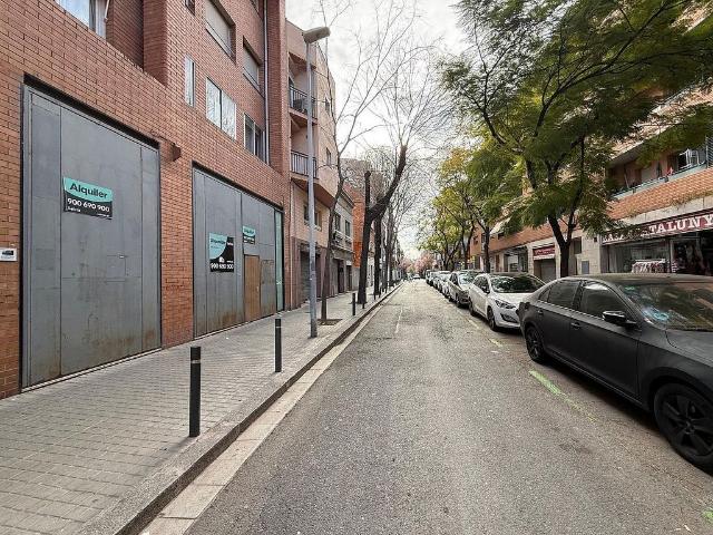 Local Comercial en alquiler en Nou Barris, Barcelonès