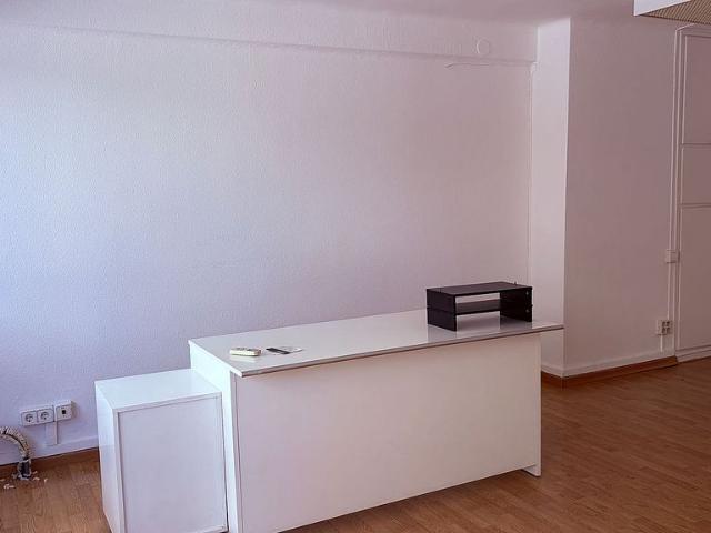Local Comercial en alquiler en els Dolors, Tortosa