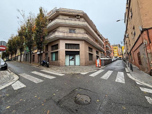 Local Comercial en alquiler en Santa Rosa, Santa Coloma De Gramenet