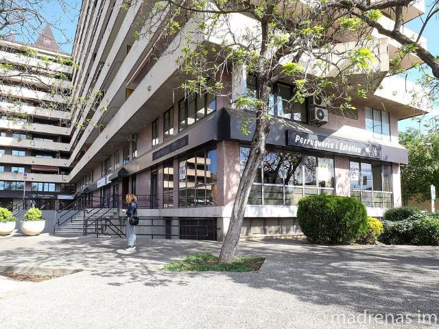 Local Comercial en alquiler en Eixample, Gironès