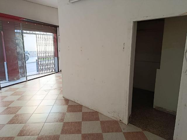 Local Comercial en alquiler en Nou Barris, Barcelonès