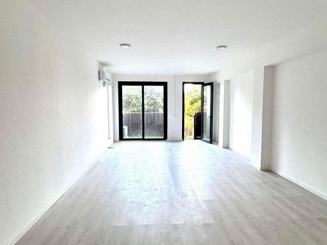 Local Comercial en alquiler en La Collada - Els Sis Camins, Garraf