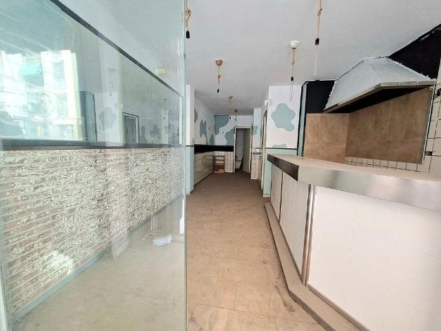 Local Comercial en alquiler en Nou Barris, Barcelonès