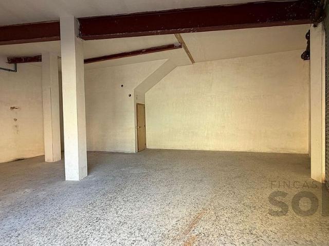Local Comercial en alquiler en Santa Rosa, Barcelonès